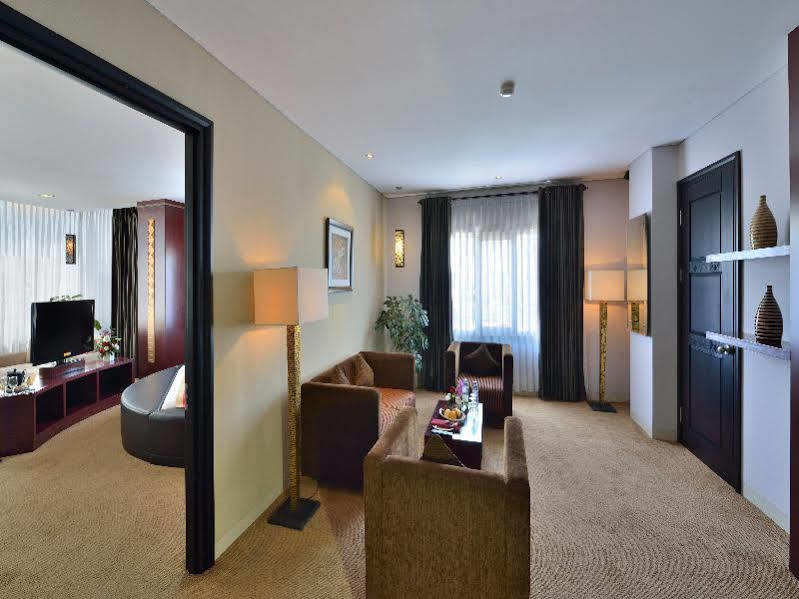 Gino Feruci Kebon Jati By Kagum Hotels Bandung Exterior photo