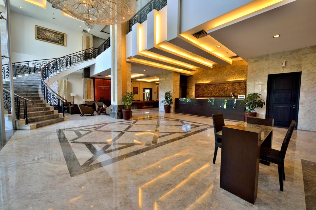 Gino Feruci Kebon Jati By Kagum Hotels Bandung Exterior photo